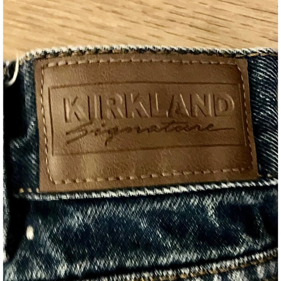 Kirkland Signature Men Denim Blue Jeans 38x32 Classic Straight Legs Regular Fit - Picture 3 of 5